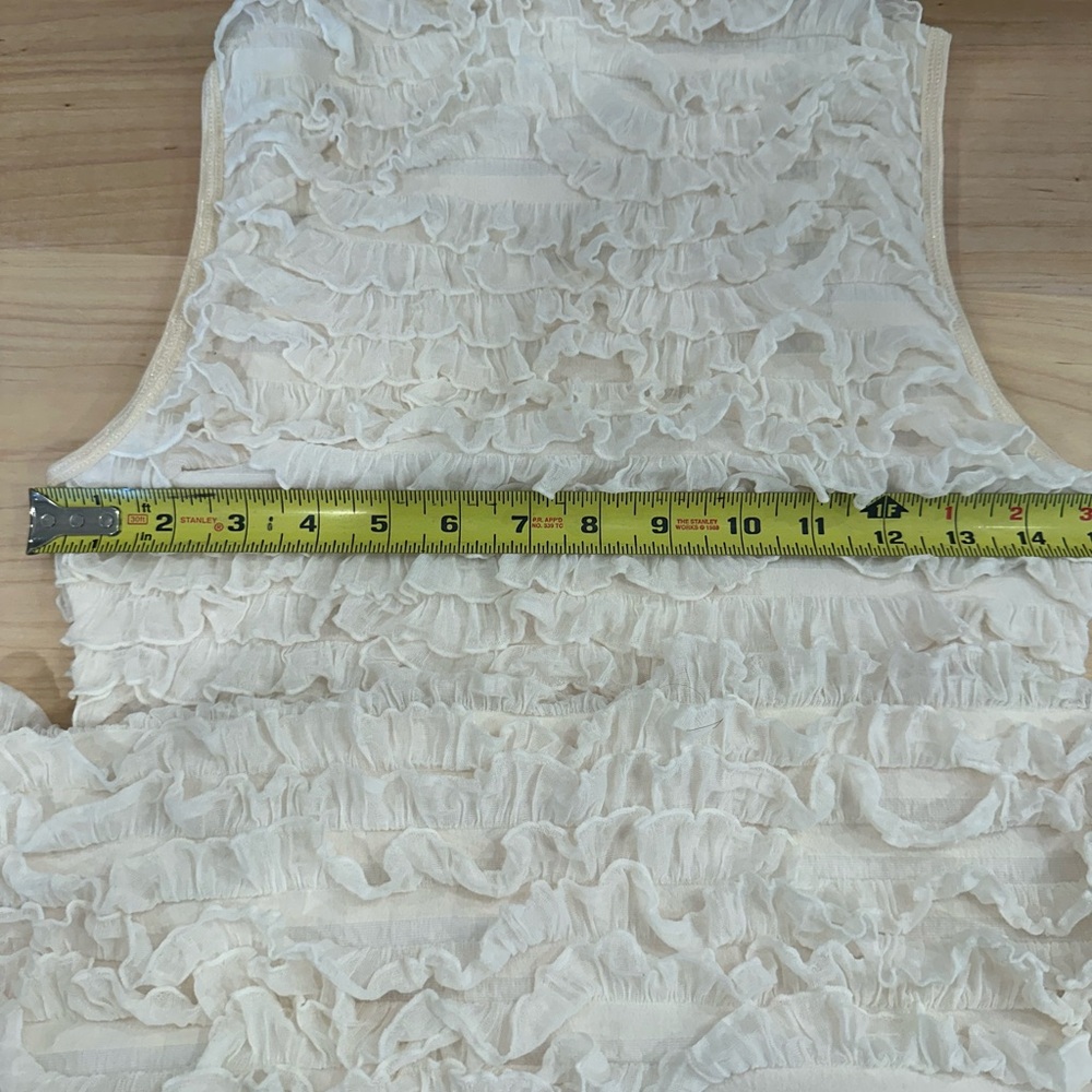 Sleeveless Ruffled Cream Top - Picture 3 of 6